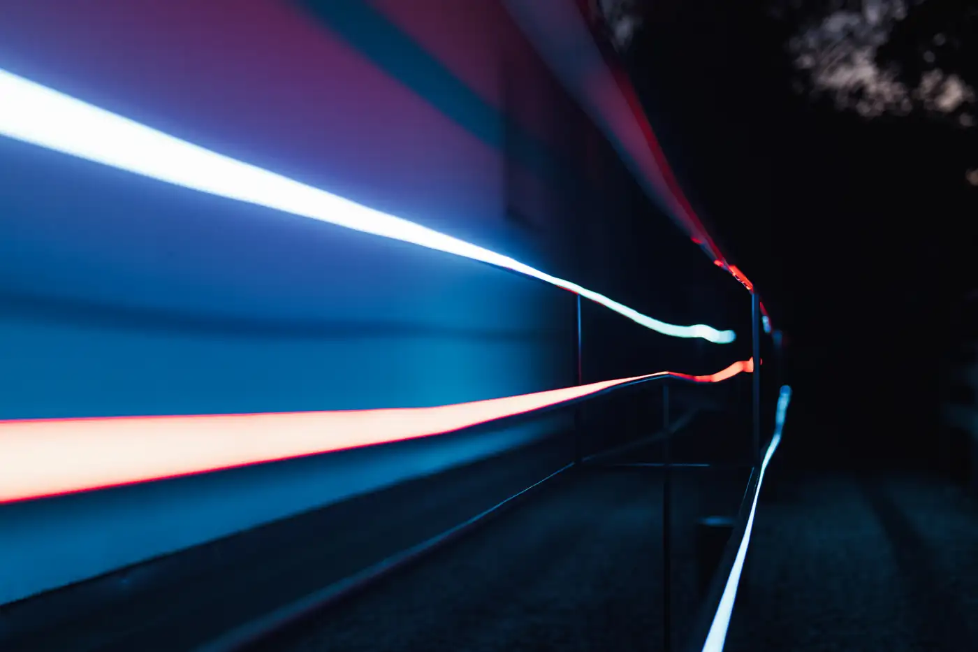 VEIN, light lanes along the facade at night